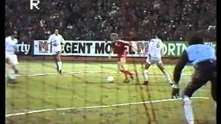 1. FC Kaiserslautern - Real Madrid 1982 UEFA-Pokal alle Tore Originalkommentar - YouTube.flv