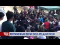 Tak Terima Keputusan Wasit, Pertandingan Sepak Bola Pelajar di Situbondo Ricuh #iNewsPagi 14/09