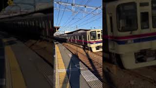 【京王線到着動画】百草園駅に到着する各駅停車本八幡行きの9000系　#Shorts