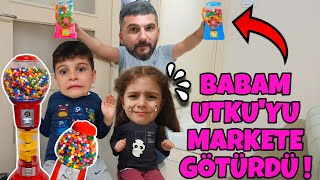 BABASI ASELİ MARKETE GÖTÜRMEDİ UTKUYU GÖTÜRDÜ ABURCUBUR ALDI ! ASEL AĞLADI @elifsinemtv @TroomTroom