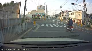 信号無視常習の原付バイク。大阪府高槻市美しが丘２丁目１付近によく出没します