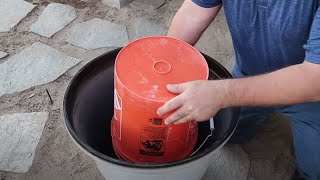 Stick a bucket in a Walmart pot for this brilliant outdoor hack!