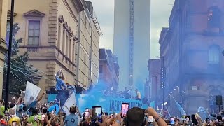 Manchester City Bus Parade . Gila….!!!!