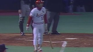 1987 WS Gm4: Lawless drills clutch homer, flips bat