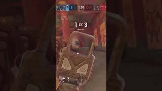 Controller Champion Clutches 1v5 #ranked #rainbowsixsiege #ps5 #siege #r6