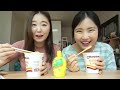 2 coreanas probando maruchan con salsa valentina y jugo de limon│coreanita