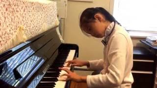 Alice Zhou(9 years) plays 牧民歌唱毛主席 胡适熙