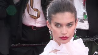 The charming Sara Sampaio on the red carpet in Cannes