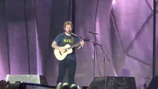 Shape Of You - Ed Sheeran live in Zurich - Divide Tour 19.03.2017