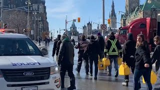 Ottawa Freedom Convoy | Emergency debate as protest stretches into second week