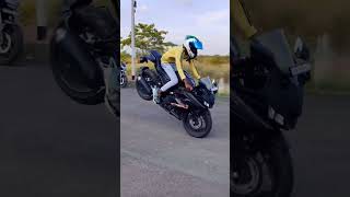 R15 v3 stoppie gone wrong😲@Rsboey #zx10r #r15v3 #r15v4 #bike #bikestunt #reactionvideo #viral #mo