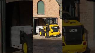 The new JCB TM110: Big lift. Small machine.