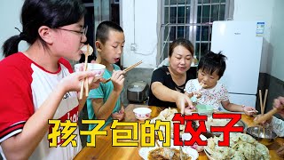 媳婦準備好吃的，滿足孩子們要求，一家人吃得津津有味 | The children made their own dumplings, delicious