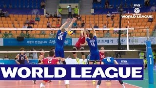 Shin Yungsuk just goes for the unstoppable spike