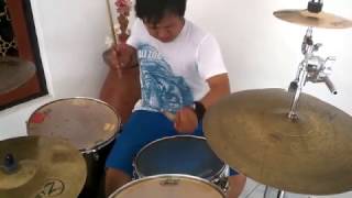 Molotan solo drumming