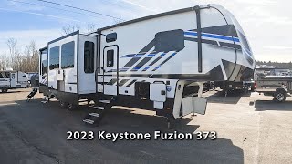 Travel Comfortably with the Whole Crew in the New 2023 Keystone Fuzion 373!