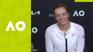 Iga Swiatek: "I try to forget I'm a Grand Slam champion!" press conference | Australian Open 2021