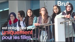 Tunisie : des lycéennes protestent contre le port obligatoire de la blouse