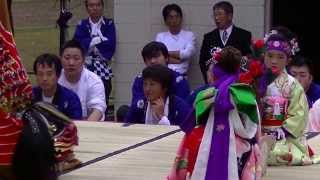 梛八幡神社奉納獅子舞　入野「花懸」