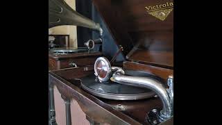 石井 千恵 ♪露地の花♪ 1958年 78rpm record. Victor VV 1 ｰ 70 phonograph