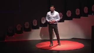 Drones: ¿Podemos imaginar el futuro? | Israel Quintanilla | TEDxUPValència