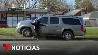 En video: Una camioneta sin conductor retrocede en círculos fuera de control | Noticias Telemundo