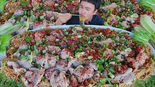 MUKBANGก๋วยเตี๋ยวแห้งหมูเด้งหมูหมักเส้นหมี่