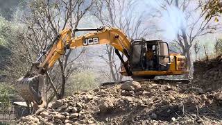 Old JCB Excavator cleaning road construction site in hilly region.  #viralvideo #jcbvideo #jcbsong
