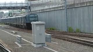 相鉄8000系8709編成快速横浜行到着\u00268708編成快速海老名行発車　西谷駅