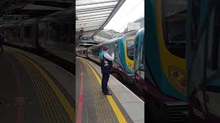 Manchester Piccadilly Station Train