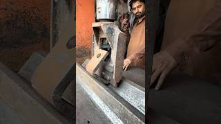Iron Strip Bent Into U Shape & Agricultural Machinery Bending With 5 Ton Pressure of Hydraulic Press