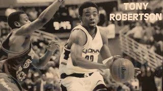 UConn Highlights: Tony Robertson - Sophomore Season (2000-2001)