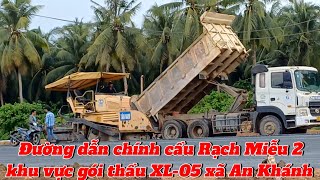 Đường dẫn cầu Rạch Miễu 2 giao với QL57B tiến độ như thế nào cận cảnh việc trải đá cho nền đường