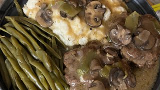Cook With Me: Salisbury Steak, Mashed Potatoes & Green Beans