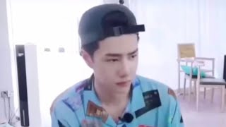 【王一博WangYibo】Let's sacalaca trailer of Yibo~surf\u0026motorboat~夏日冲浪店预告~穿花衬衫的一博只有12岁吧