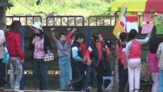 tkps_德高國小_100學年度運動會_39_環顧操場四周_20111217