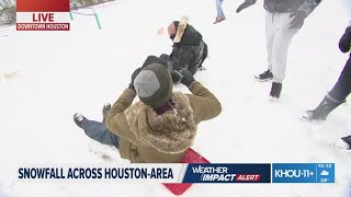 Sledding in Houston? Winter storm blankets Southeast Texas in snow