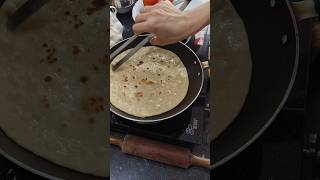 Как приготовить вкусный яичный ролл за 5 минут! 🥚🌯 #яичныйролл #рецепты #быстраяеда #кулинария