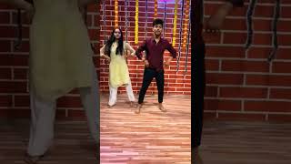 Ghunghat Mein Radha.. #oldisgold #shorts #dance #trending #youtubeshorts #bollywoodsongs #viral