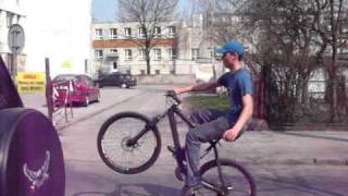 onehander wheelie bike Lubin