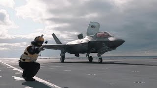 영국 F-35B 수직이착륙 스텔스기의 퀸 엘리자베스 항모 이착륙 훈련