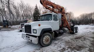 1993 RD Mack Truck with Serco 8000 FOR SALE