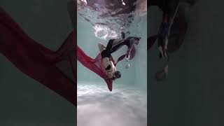 PADI FREEDIVING: Pretty Girl Diving: Super Powerful Dabuliu  #freediving #shorts #underwaterworld