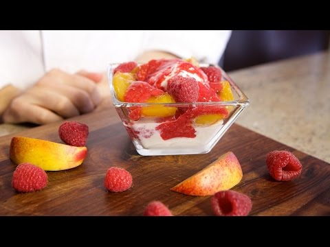 How To Make Peach Melba How To Make Peach Melba
