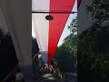 bendera merah putih sepanjang 225 meter membentang di sepanjang jalan daerah kota Rembang..