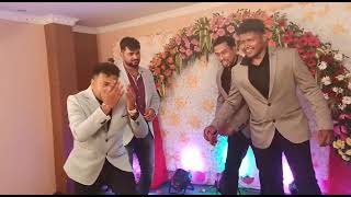 Brothers surprise performance at sister's engagement | Taron Ka chamkta | Heart Touching Dance