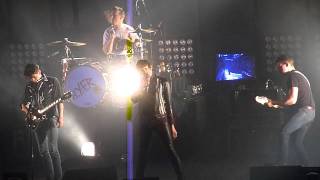 Arctic Monkeys/Miles Kane-Little Illusion Machine(Wirral Riddler) live@Zenith De Lille - Feb 1, 2012