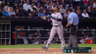 SEA@CWS: Cano belts a three-run homer to right-center