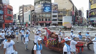 「嘉義開天府」中壇元帥謁祖進香暨祈安遶境隊伍經過「台灣本壘kano嘉義圓環中央七彩噴水池」