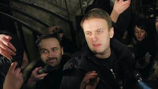 Who is Kremlin critic Alexei Navalny?